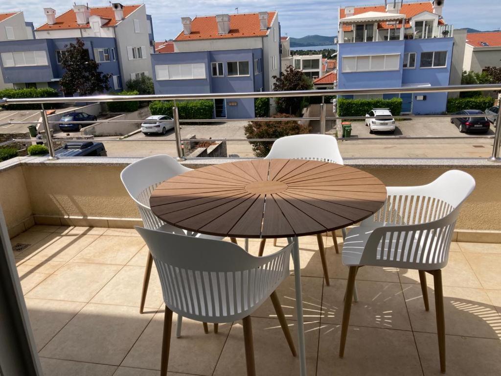 Deluxe Neli Apartments ザダル エクステリア 写真