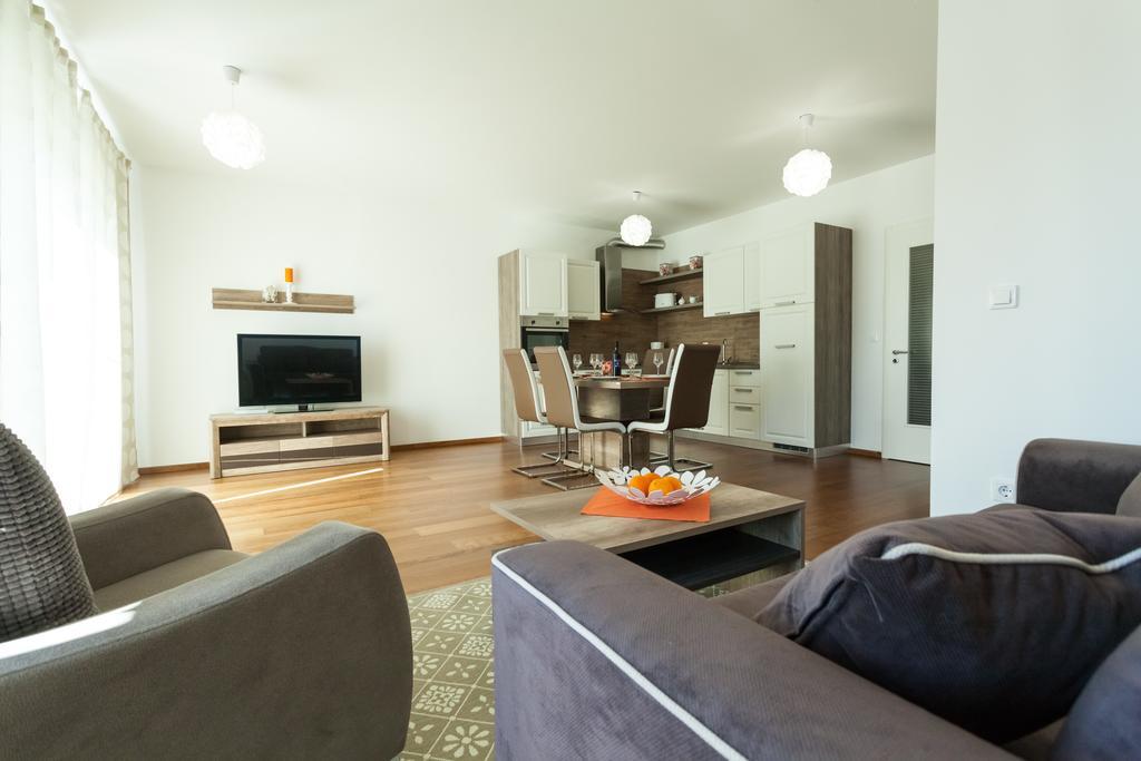Deluxe Neli Apartments ザダル エクステリア 写真