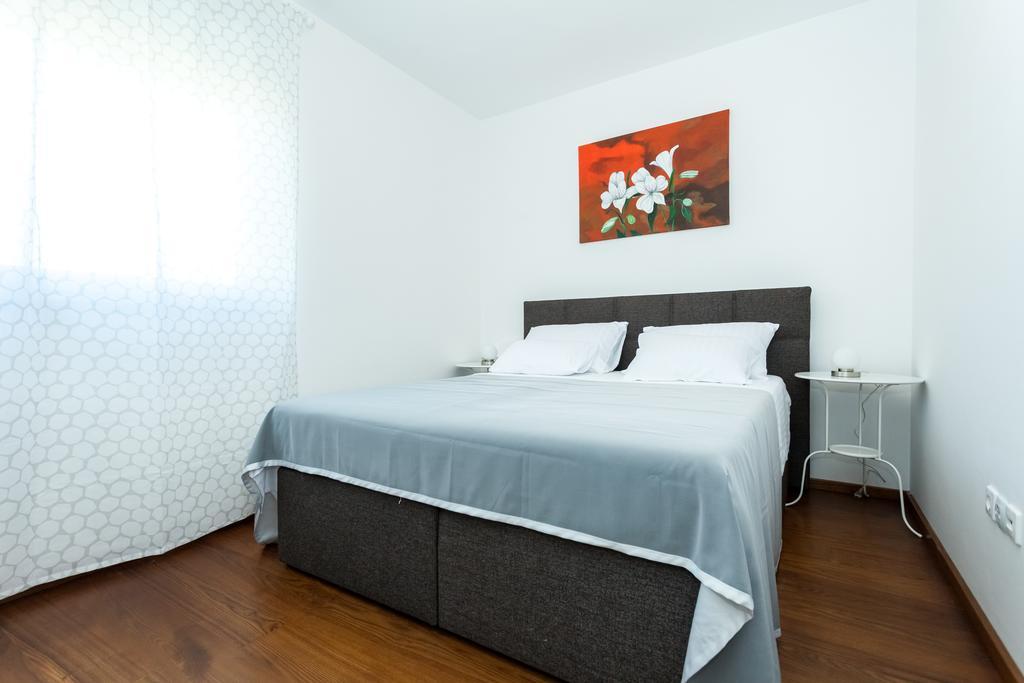 Deluxe Neli Apartments ザダル エクステリア 写真